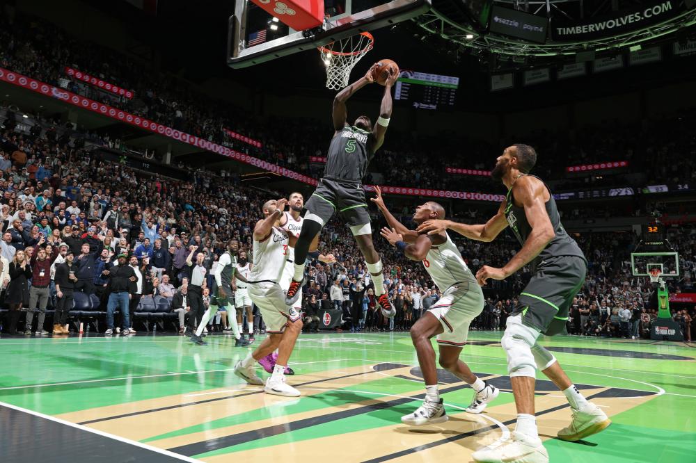 表现般无畏 表现般无畏